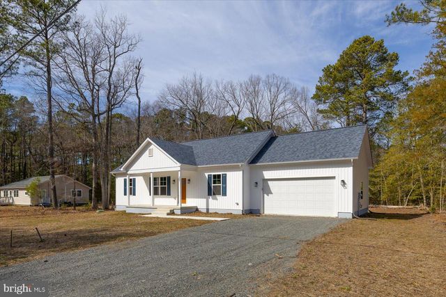 157 NORTH GLEBE ROAD, Montross, VA 22520