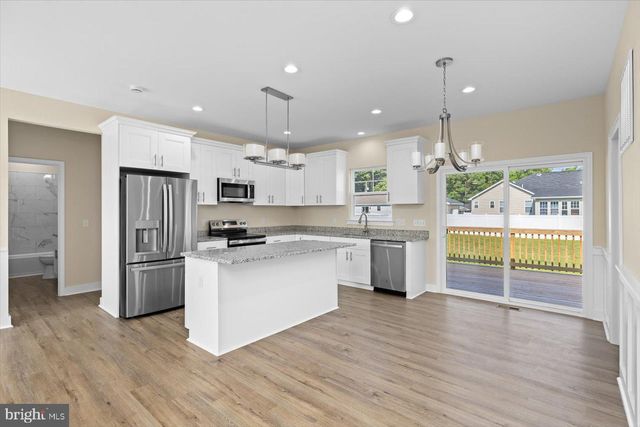 157 NORTH GLEBE ROAD, Montross, VA 22520