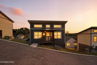 1654 Veterans Blvd, Sevierville, TN 37862