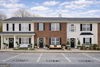 5072 Leeshire Trace, Tucker, GA 30084