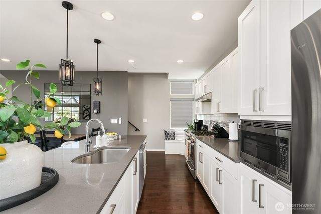 8765 15th Avenue NW, Seattle, WA 98117
