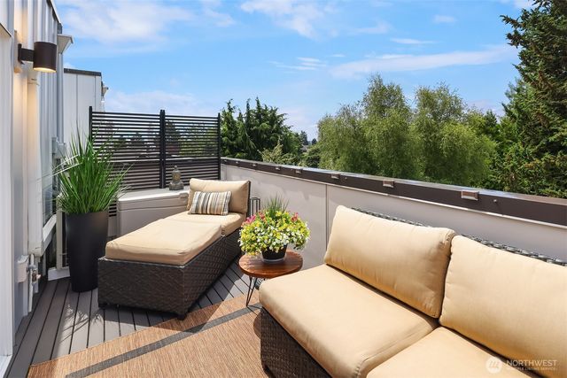 8765 15th Avenue NW, Seattle, WA 98117