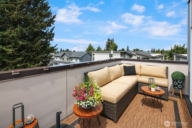 8765 15th Avenue NW, Seattle, WA 98117