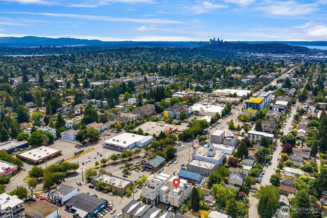 8765 15th Avenue NW, Seattle, WA 98117