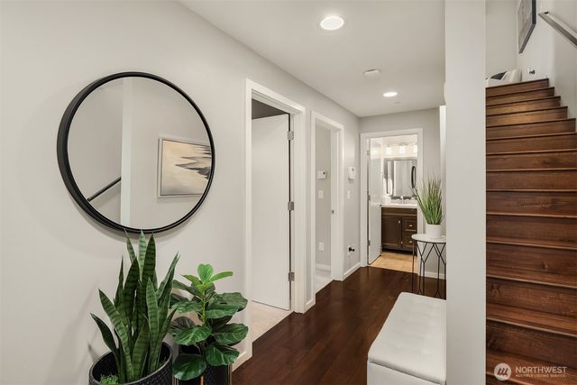 8765 15th Avenue NW, Seattle, WA 98117
