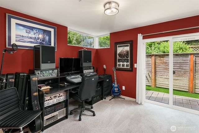 8765 15th Avenue NW, Seattle, WA 98117