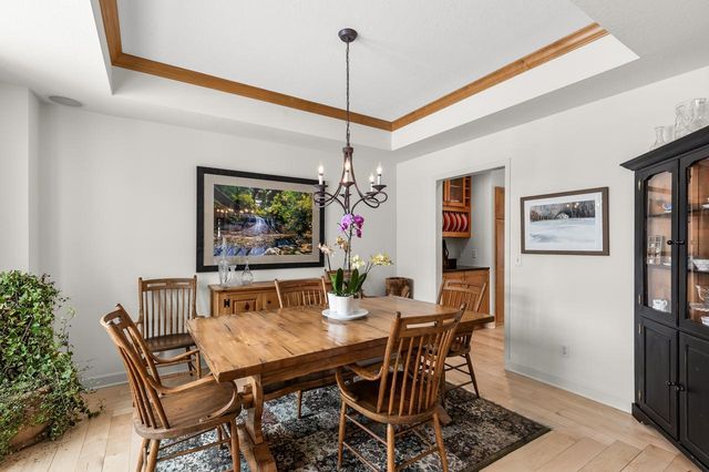 5001 Kelsey Terrace, Edina, MN 55436