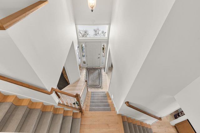 5001 Kelsey Terrace, Edina, MN 55436