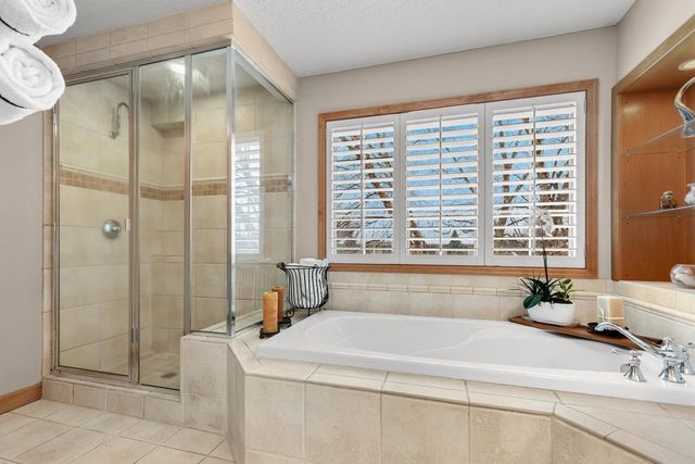 5001 Kelsey Terrace, Edina, MN 55436