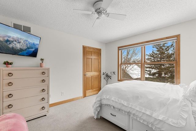 5001 Kelsey Terrace, Edina, MN 55436