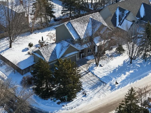 5001 Kelsey Terrace, Edina, MN 55436