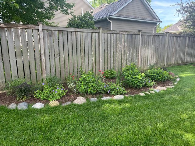 5001 Kelsey Terrace, Edina, MN 55436