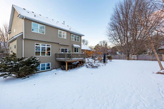 5001 Kelsey Terrace, Edina, MN 55436