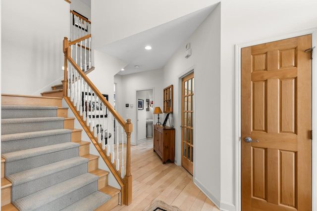 5001 Kelsey Terrace, Edina, MN 55436