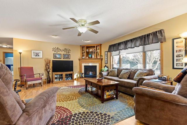 1105 David Drive, Marshall, MN 56258