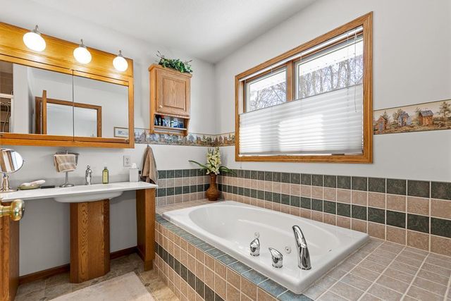 1105 David Drive, Marshall, MN 56258