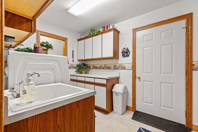 1105 David Drive, Marshall, MN 56258