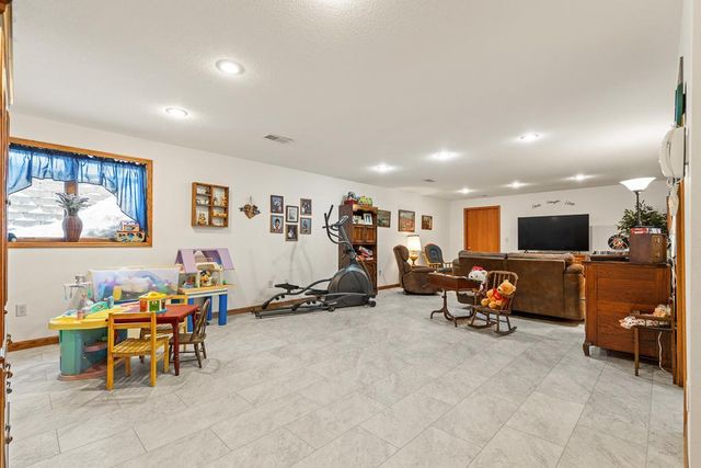 1105 David Drive, Marshall, MN 56258