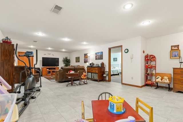 1105 David Drive, Marshall, MN 56258