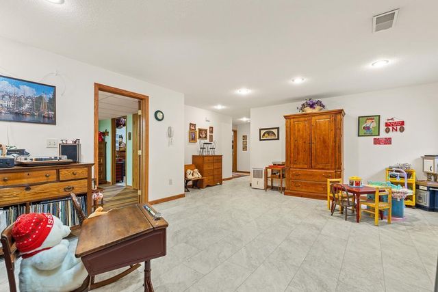 1105 David Drive, Marshall, MN 56258