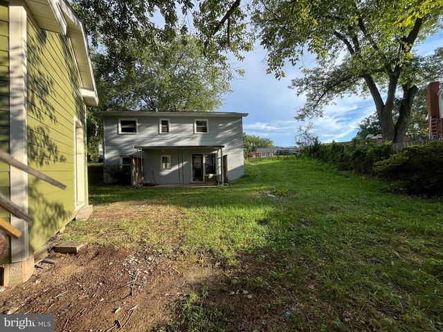 13023 KENMAR DR, Woodbridge, VA 22193