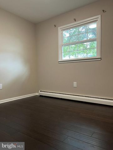 13023 KENMAR DR, Woodbridge, VA 22193