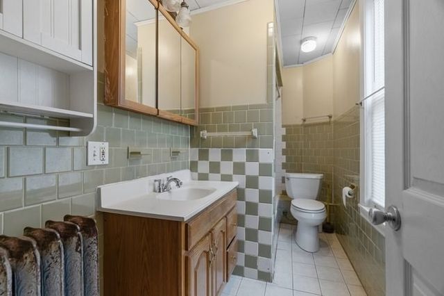 92 Dudley St, Medford, MA 02155