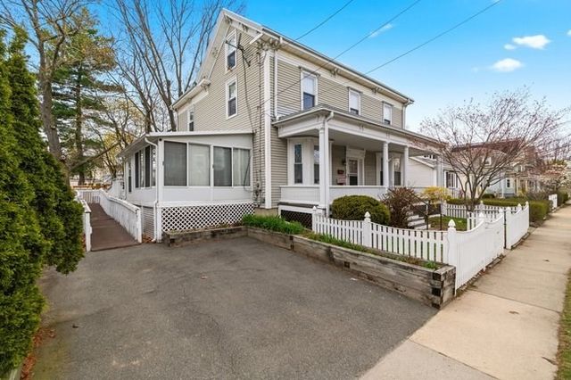 92 Dudley St, Medford, MA 02155