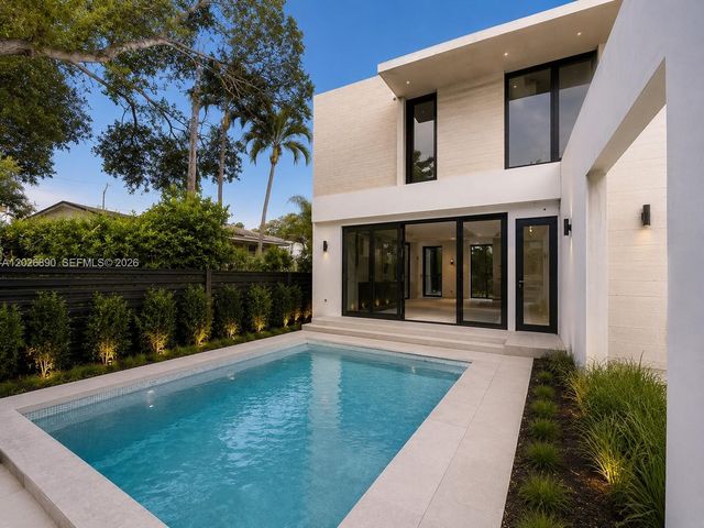2311 SW 61st Ave, Miami, FL 33155