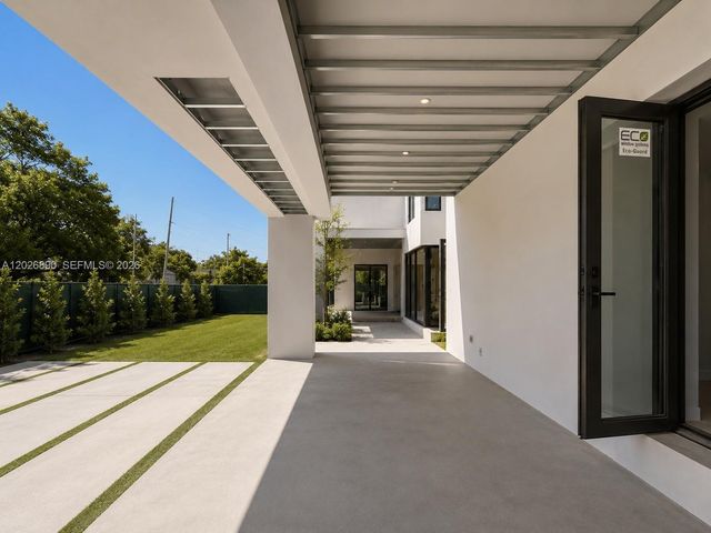 2311 SW 61st Ave, Miami, FL 33155