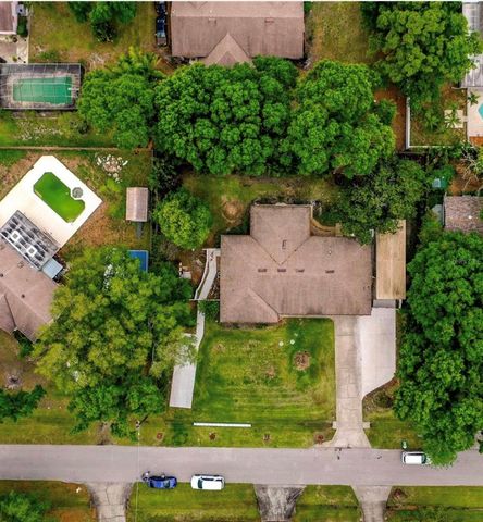 8210 WESTRIDGE DRIVE, Tampa, FL 33615