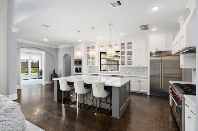 1513 Huge Oaks Street, Houston, TX 77055