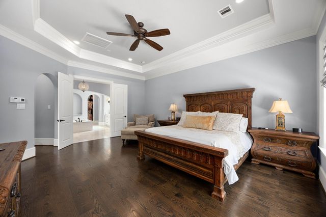1513 Huge Oaks Street, Houston, TX 77055
