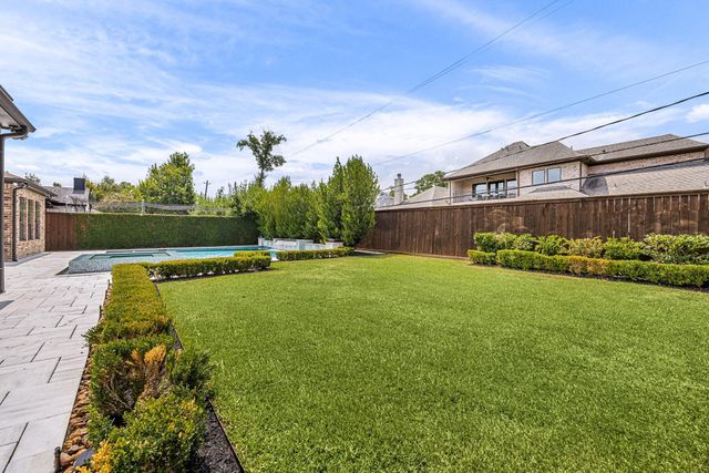 1513 Huge Oaks Street, Houston, TX 77055