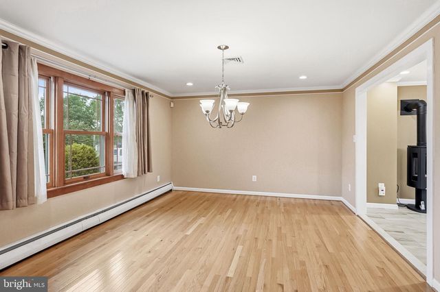1939 STIRLING DR, Lansdale, PA 19446
