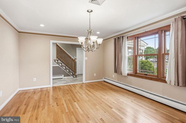 1939 STIRLING DR, Lansdale, PA 19446