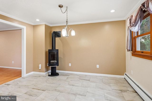 1939 STIRLING DR, Lansdale, PA 19446
