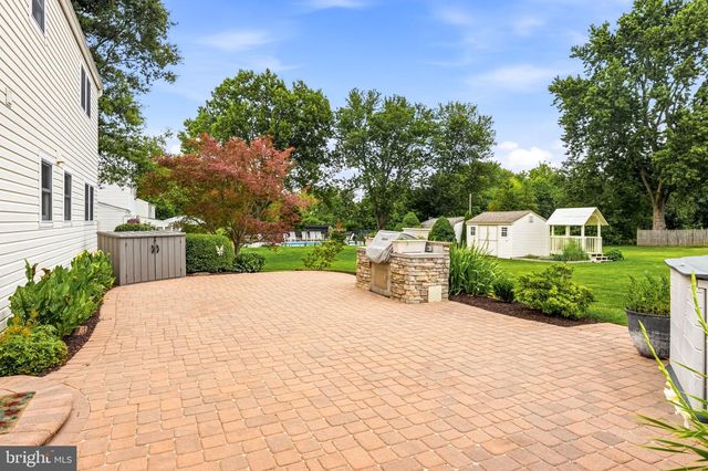 1939 STIRLING DR, Lansdale, PA 19446