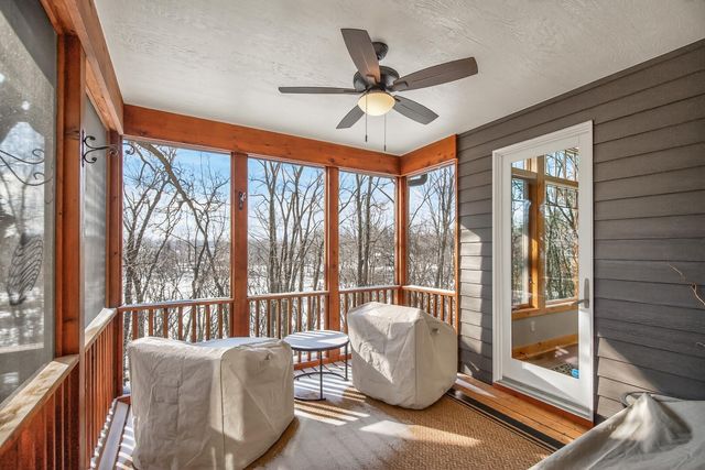 23400 Woodland Ridge Drive, Lakeville, MN 55044