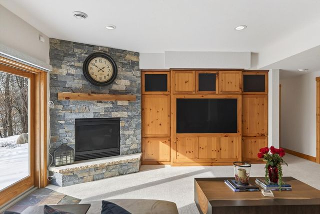 23400 Woodland Ridge Drive, Lakeville, MN 55044