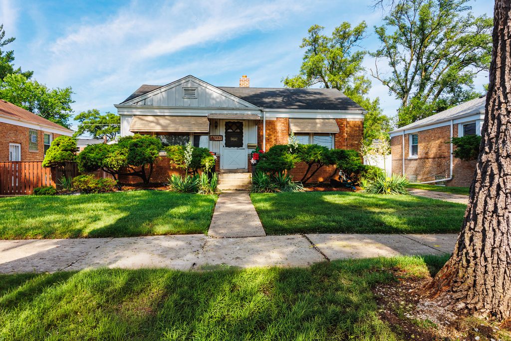 1542 Gardner Road, Westchester, IL 60154 — exterior