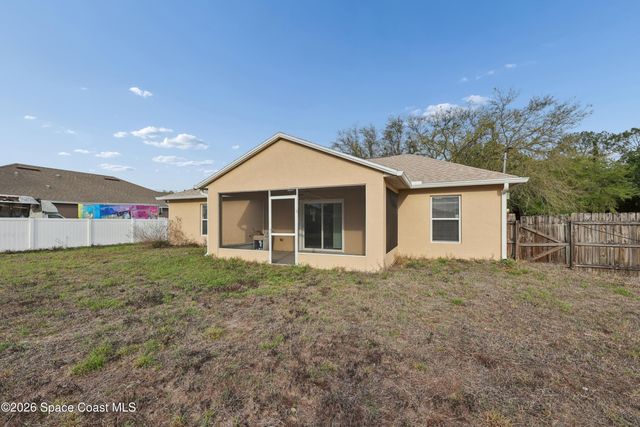 482 Borraclough Avenue, Palm Bay, FL 32907