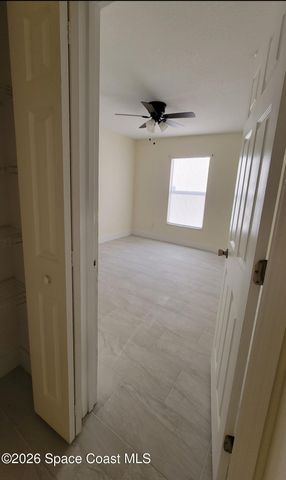 482 Borraclough Avenue, Palm Bay, FL 32907