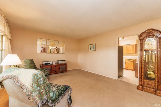 501 N County Road 800 E, Parker City, IN 47368