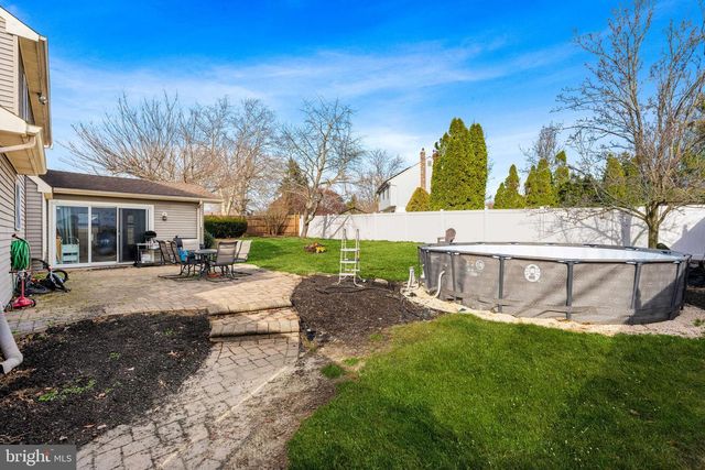 36 KENSINGTON DR, Eastampton, NJ 08060