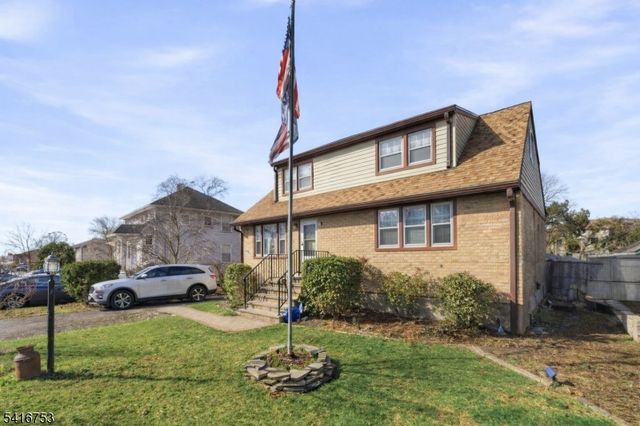 40 Ethel Ave, Hawthorne Boro, NJ 07506