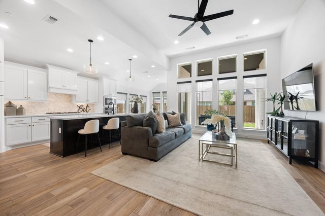 6213 Hilltop Plateau DR, Austin, TX 78738