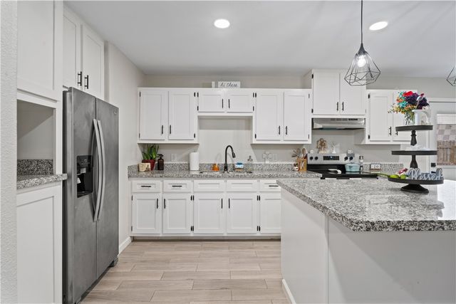 5801 Lucille Dr, Corpus Christi, TX 78412