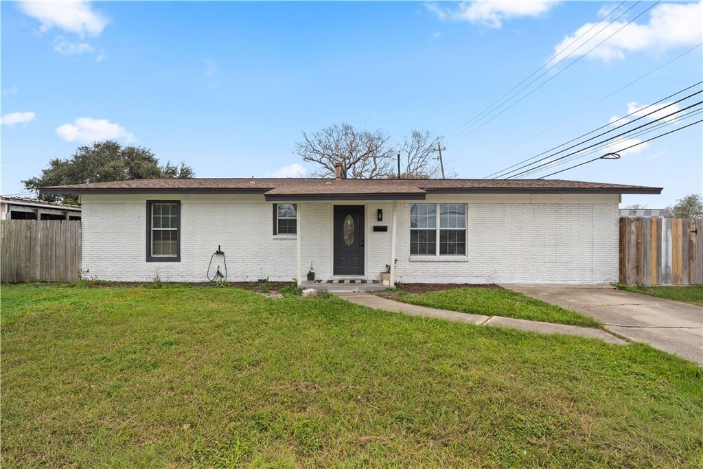 5801 Lucille Dr, Corpus Christi, TX 78412