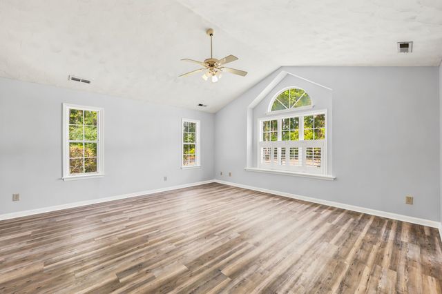 261 Gateway Dr., Little River, SC 29566